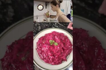 alia bhatt's favorite beetroot salad#recipe #beetroot #easyrecipe #aliabhatt #yummy #foodie #curd