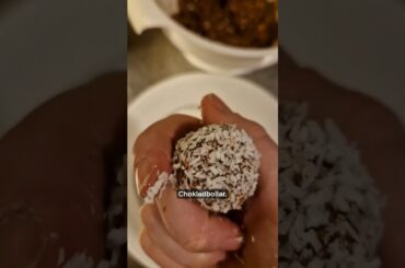 5-Min No-Bake Chocolate Balls (Swedish Dessert) #snackideas #easyrecipes #healthyrecipes