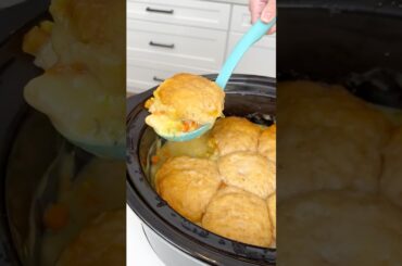 Easy 4 ingredient crockpot dinner #recipe #easyrecipe #crockpot #chicken #dinner #slowcooker