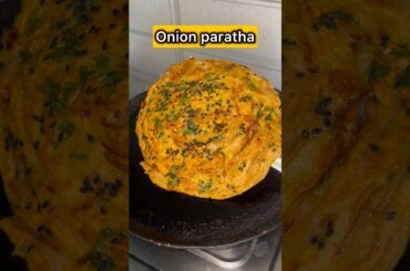 Healthy Onion Paratha | Ullipaya Roti Recipe | Weight Loss Breakfast Idea #varnikavlogs948 #recipe