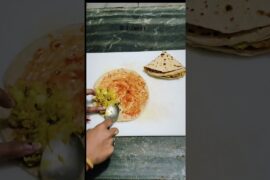 Leftover Roti Wrap Recipe | Quick & Healthy Snack@UPZaikaa #shorts