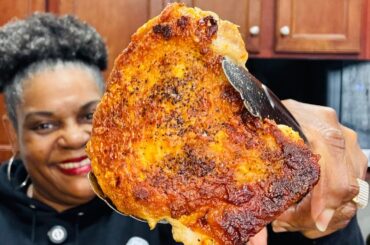 You Don't Need Oil, Flour or Breadcrumbs to Fry Chicken on the Stovetop (Here’s the Proof)