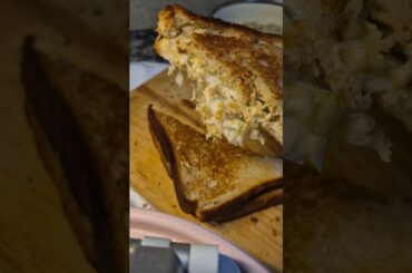 chesy sandwich recipe#shorts #recipe #sandwich #healthy @KabitasKitchen
