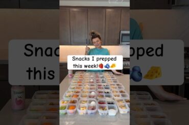 Snack prep as a mom of 6! #snackprep #snackboxes #momof6 #twinmom