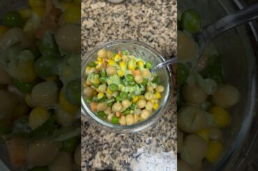 Minivlog - Healthy salad recipe #trendingshorts #healthylifestyle #cooking