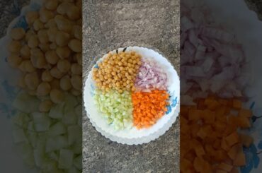 #easyrecipe #healthysalad #bowl of protein