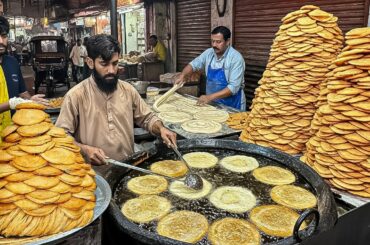 AMAZING PHENI COOKING SKILLS - QUICK & HEALTHY BREAKFAST RECIPE | STREET FOOD PHENI MAKING PROCESS!