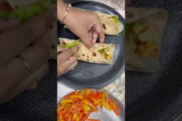 Protein rich low calorie recipe| paneer wrap|paneer roll #recipe #healthyrecipes #viral #shortsvideo