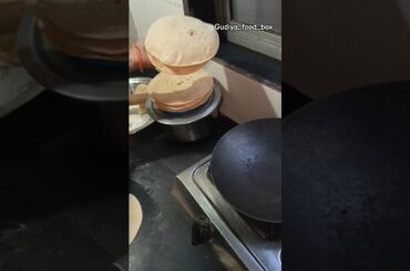 Roti Fulane Ka Sehi Tarika #roti #ytshorts #chapati #healthy #indianfood #cooking #recipe #flatbread