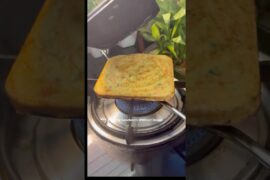 Healthy Sandwich Without Bread | Moong Dal Chawal Sandwich | Kids Tiffin Recipe #shorts #healthy