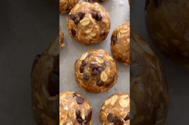 Choc Chip Oat Energy Balls #healthyfood #blissballs #healthyrecipes #nutritionist