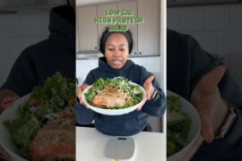 Easy Healthy Lunch Idea | High-Protein Salmon Kale Salad (327 Calories) #lowcalorie #highprotein