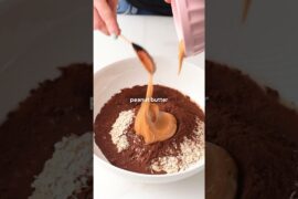 Stop Buying Granola Bars! (Make these instead) #healthybaking #healthysnack #healthybreakfast