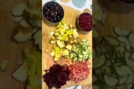 Fruit and vegetable salad #healthysalad #fruitsalad #vegetablesalad #dietfood