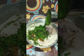 Methi Paratha Recipe | Healthy & Easy Breakfast #shorts #methiparatha #healthy