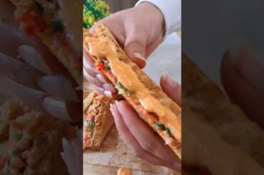Super Easy Veg Sandwich #EasyVegSandwich #QuickSnack #Recipe #Shorts #yt @healthyliciousbyaditi
