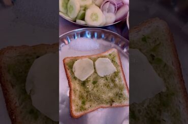 Easy and healthy sandwich recipe#recipes #viral #food #cookingvideo #healthy #mouthwateringrecipes
