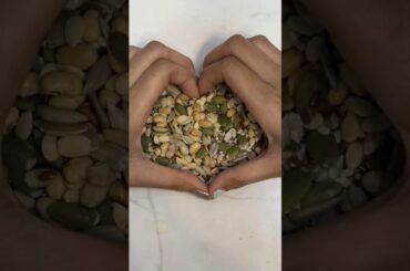 5-Minute Protein Oats & seeds Cooked in Milk | Easy & Healthy #shorts #trending