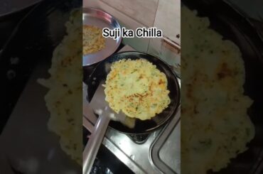 Suji ka chilla /healthy breakfast recipe#shorts#samosa#chilla#recipe#suji #viral#ytshorts #trending