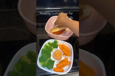 Healthy Lunch Prep for Kids   |  Packing a nutritious lunch for my little one! #foodie