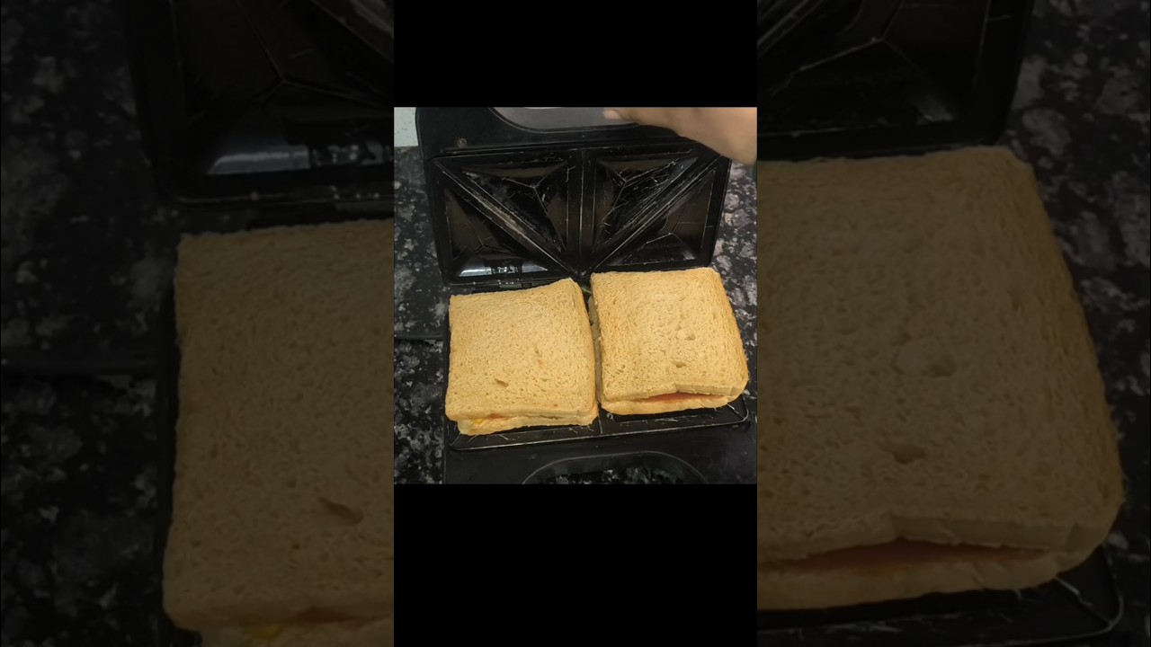 bacchon ke liye banae healthy sandwich #recipe #cooking #sandwich #shorts bacchon ke liye banae healthy sandwich #recipe #cooking #sandwich #shorts