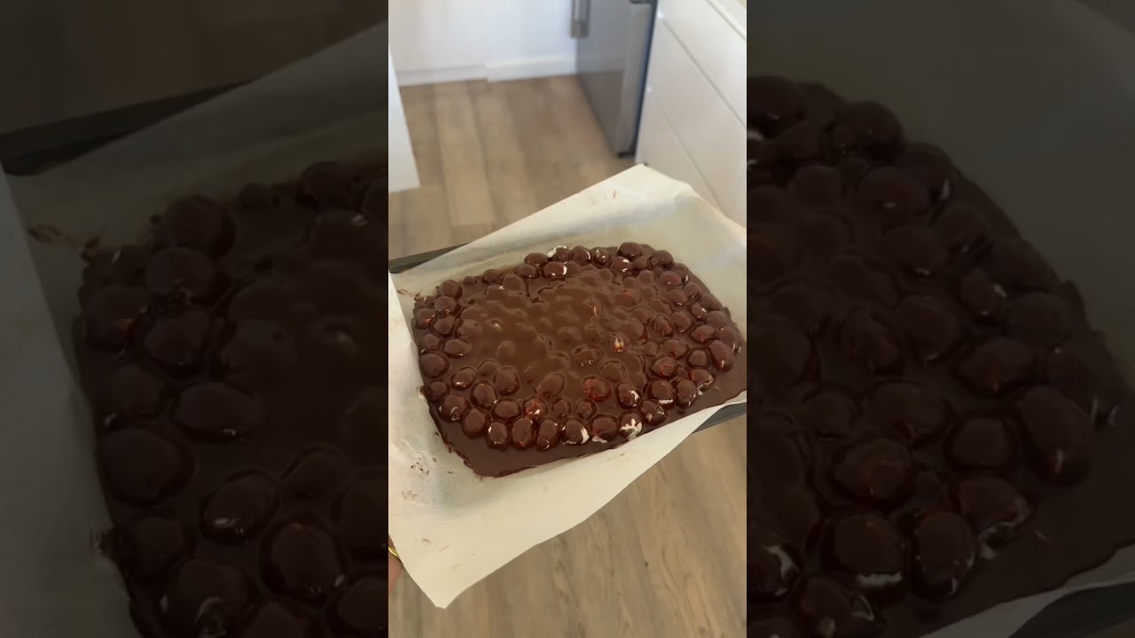 Grape yoghurt bark – the perfect snack #shorts #recipe #cookingshorts #healthyrecipe Grape yoghurt bark - the perfect snack #shorts #recipe #cookingshorts #healthyrecipe