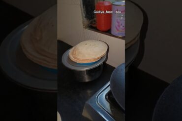 roti fulane ka sehi tarika #ytshorts #roti #chapati #phulka #cooking #recipe #flatbread #healthy