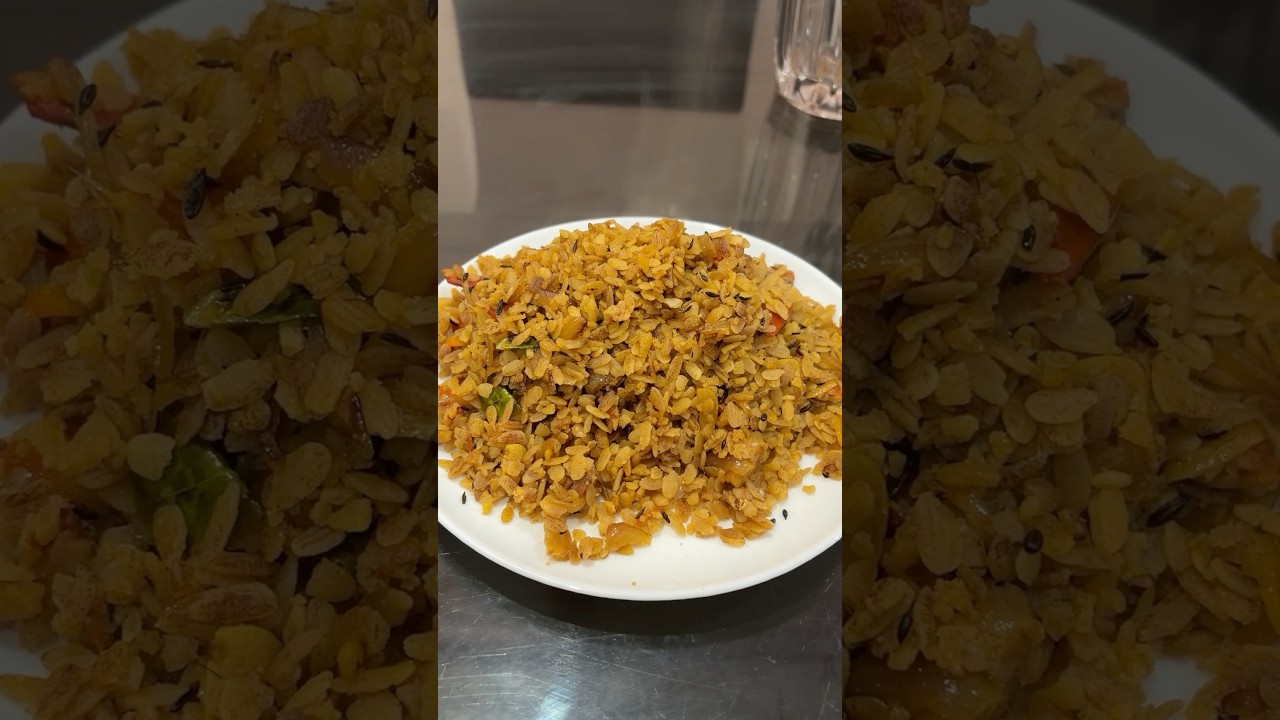 Fluffy & Soft Poha in 2 Minutes | Quick Breakfast Recipe | #shorts Fluffy & Soft Poha in 2 Minutes | Quick Breakfast Recipe | #shorts