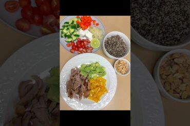 My Go-To Protein Salad Dinner | Quick & Healthy #healthydinner #salad #dinnerideas #eatsimple