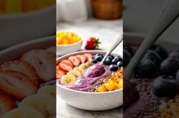 How to Make a Smoothie Bowl | Healthy Breakfast Recipe #asmr #smoothiebowl #asmrcooking #shorts