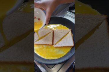 healthy breakfast bread omelette #shorts #egg