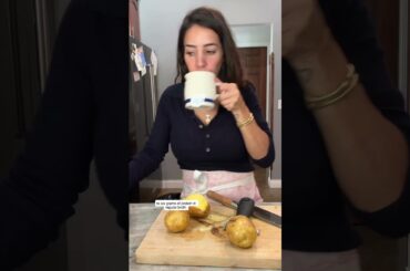 I’m a dietitian & here is an easy healthy dinner idea (high protein chicken noodle soup)