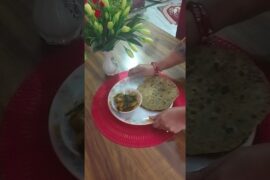 Healthy & Crispy Bathua mix Paratha #shortsfeed #shortvideo #cooking
