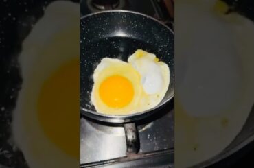 Easy breakfast recipe #youtubeshorts #viral #youtube #easytocook #shorts