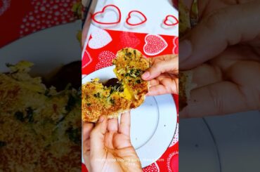 Homemade Garlic Bread Recipe Made With Cheese | Mom Hack: Immune-Boosting Garlic Bread in Minutes