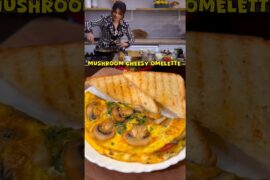 Mushroom Cheese Omelette | Healthy & Protein Rich Breakfast #ytshorts #recipe #viral #trending #yt