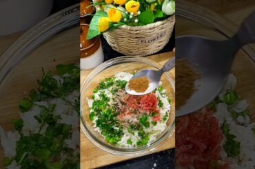 poha ka healthy snack... #eveningsnacks #poharecipe #snack #shortsfeed #viralvideo #shalinicooks