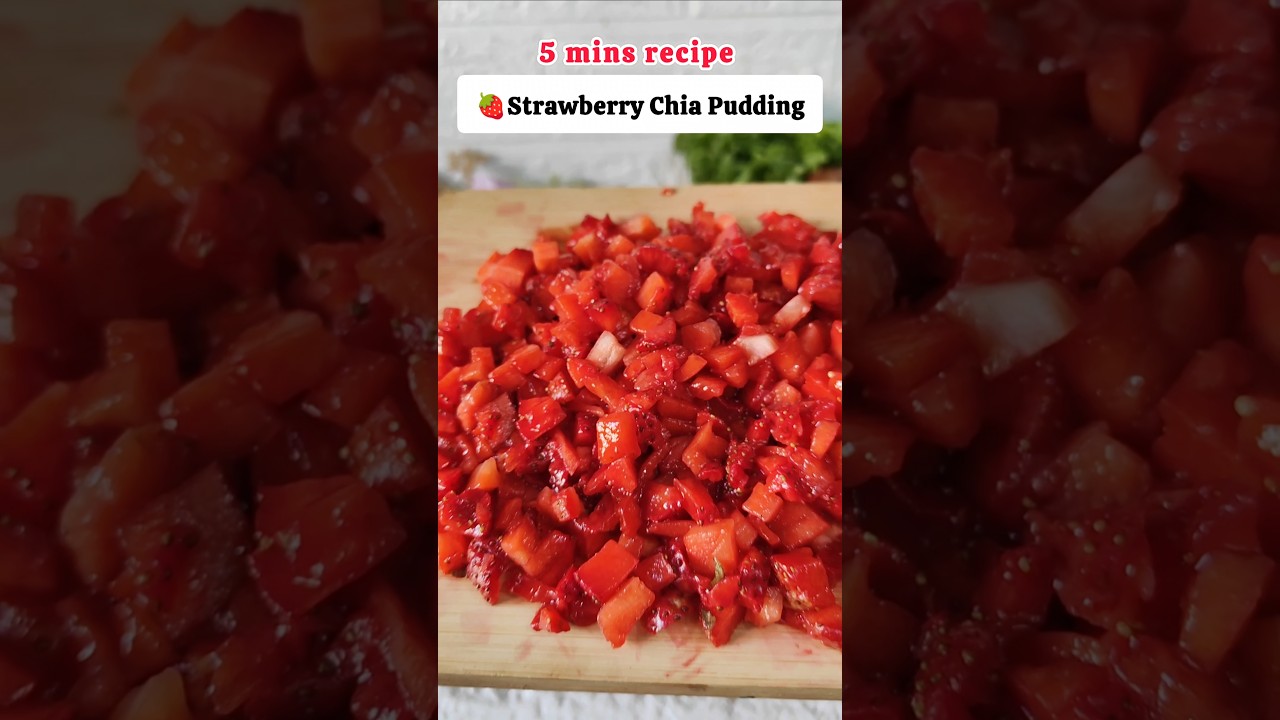 Strawberry Chia Pudding Bowl | Healthy Breakfast Ideas #shorts #smoothiebowl Strawberry Chia Pudding Bowl | Healthy Breakfast Ideas #shorts #smoothiebowl