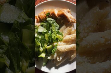 Healthy Chicken Penne Alfredo  #lunchideas #chickenpasta