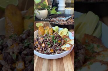 Nicaraguan Gallo Pinto #gallopinto #riceandbeans #healthydinner
