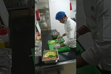 healthy salad recipe | how to make healthy salad #shortvideo #reels #chef #salad