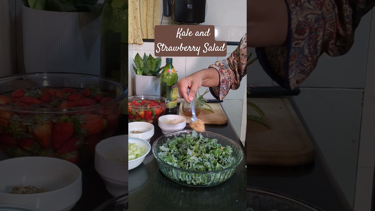 Kale and Strawberry Salad #kale #salad #saladrecipe #weightloss #healthy #shorts Kale and Strawberry Salad #kale #salad #saladrecipe #weightloss #healthy #shorts