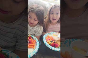 IDENTICAL TWIN SISTERS HEALTHY LUNCH IDEAS