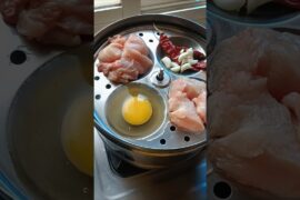 viral steamed chicken sandwich #viral #chikensandwich#shorts #cooking #homemade #sanwich  #trending