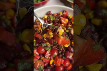 Mexican-Inspired Bean Salad! Packed with veggie goodness - full recipe on our website! #beansalad