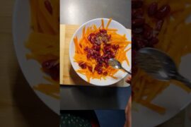 Healthy Carrot Salad #sansidkitchen #shorts #healthy #cartoon #salad #recipe