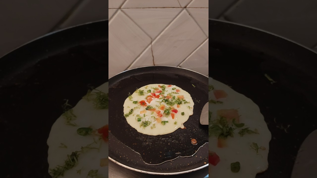 Crispy Rava Uttapam in 10 Minutes | No Fermentation | Instant Breakfast Recipe #uttapam #shorts Crispy Rava Uttapam in 10 Minutes | No Fermentation | Instant Breakfast Recipe #uttapam #shorts