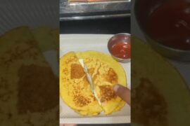 Healthy Breakfast recipe |  Moongdaal recipes #moongdaalrecipe #shorts #ytshort