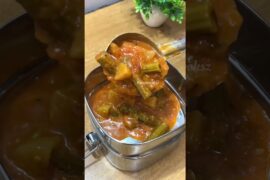 Lunch Recipe: Rice n murangakkai n veg kulambu | poriyal n snacks #shortsfeed #lunchideas #lunchbox