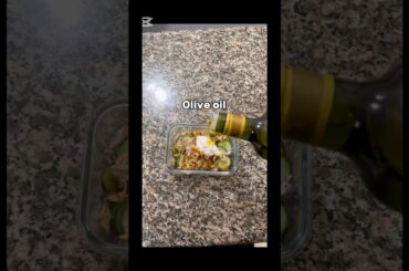 Low Calorie High Protein Caesar Salad Recipe #caesarsalad #mediterraneanfood